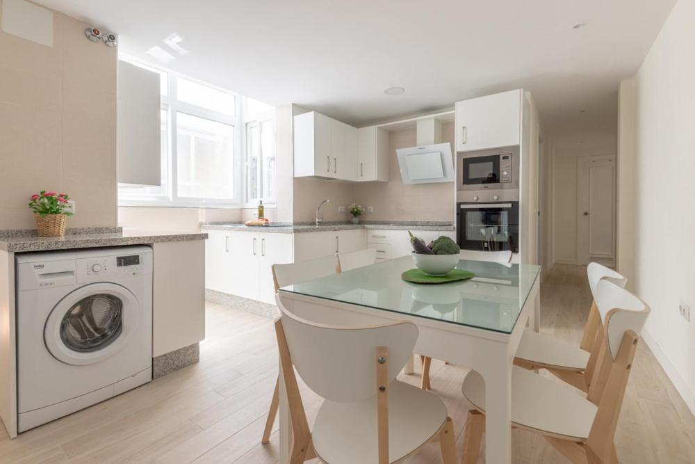 Duplex Tejon & Private Terrace By Ele Apartments Malaga Ngoại thất bức ảnh