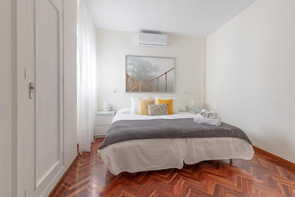 Duplex Tejon & Private Terrace By Ele Apartments Malaga Ngoại thất bức ảnh